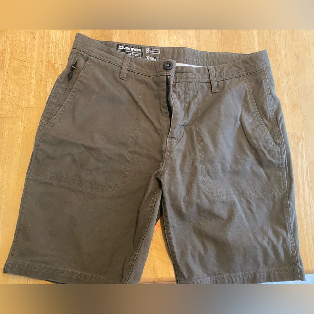Dakine shorts